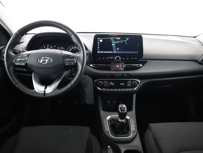 Hyundai i30, 2022