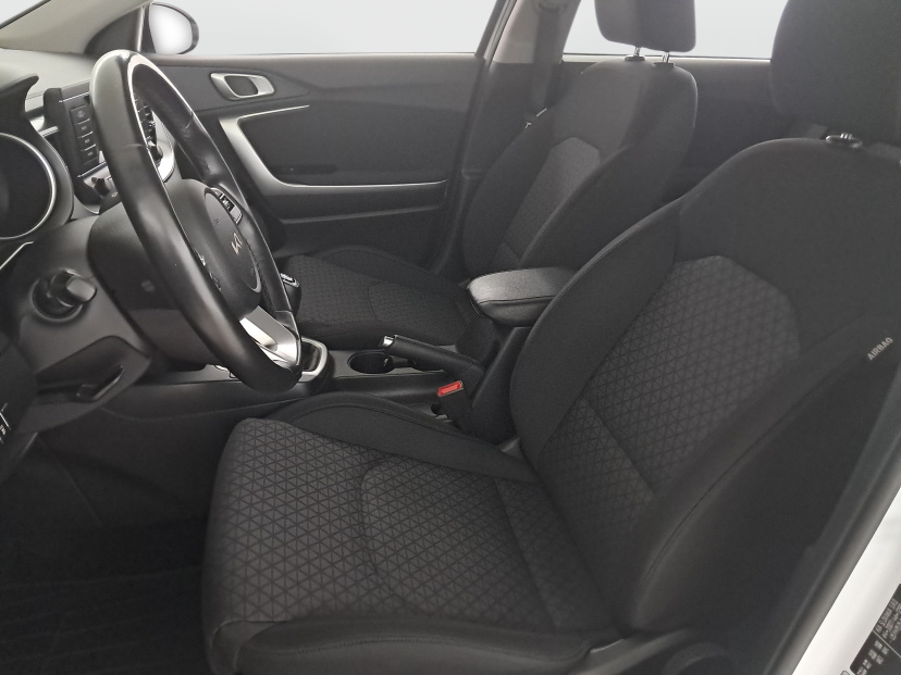 Kia Ceed, 2022