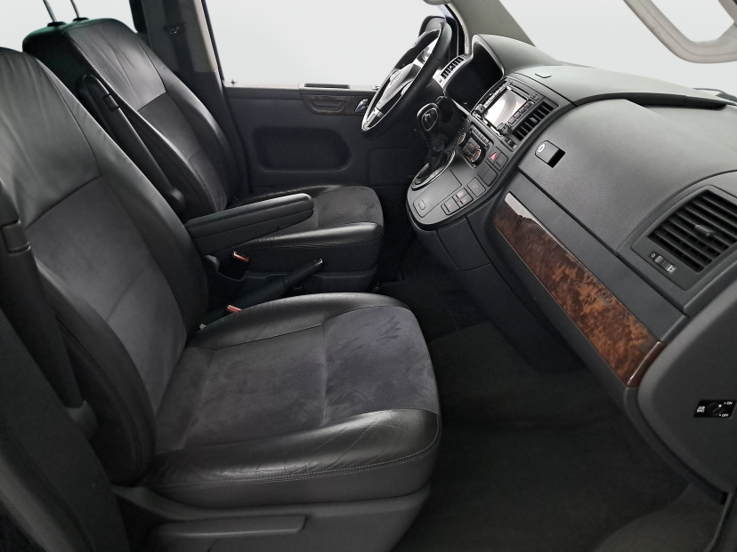 Volkswagen Multivan, 2010