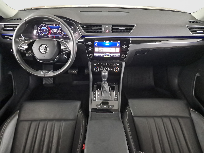 Škoda Superb, 2021