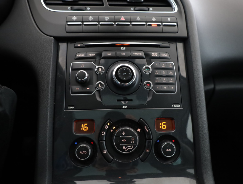 Peugeot 5008, 2009