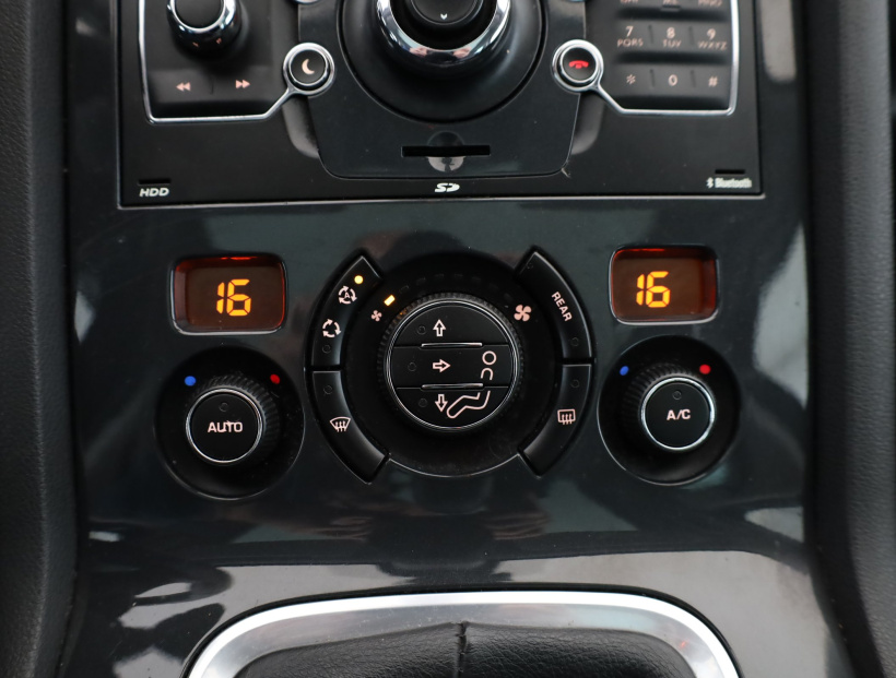 Peugeot 5008, 2009