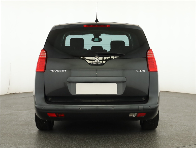 Peugeot 5008, 2009