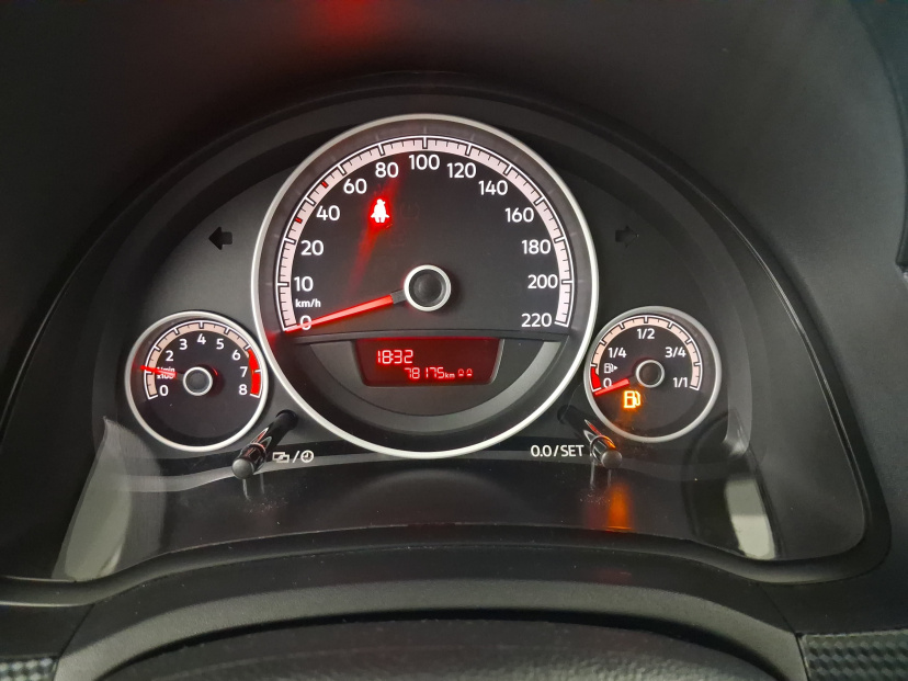 Volkswagen Up!, 2016