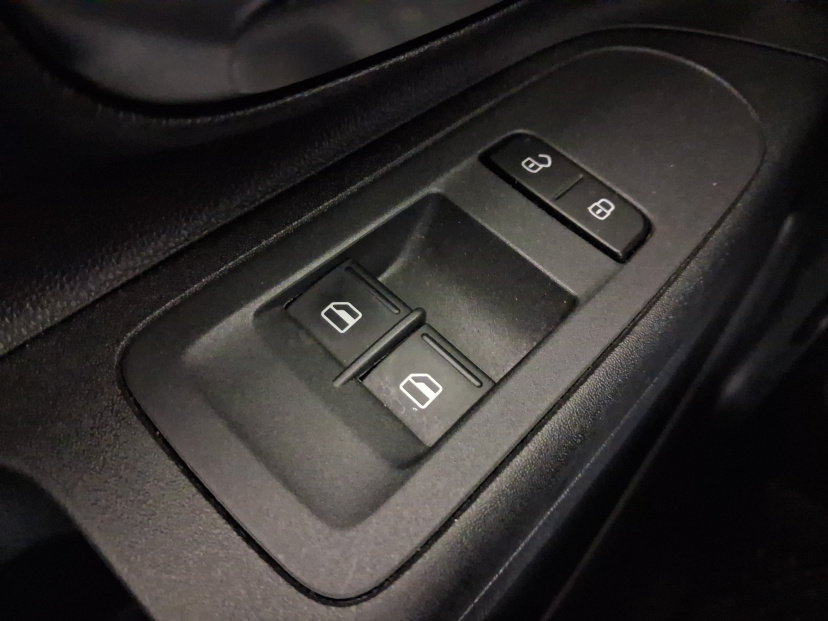 Volkswagen Up!, 2016