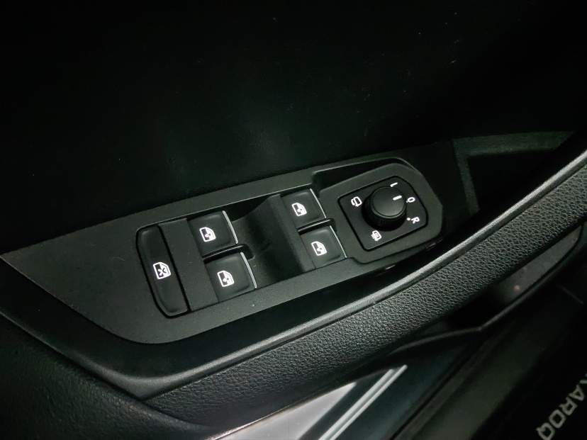 Škoda Karoq, 2017