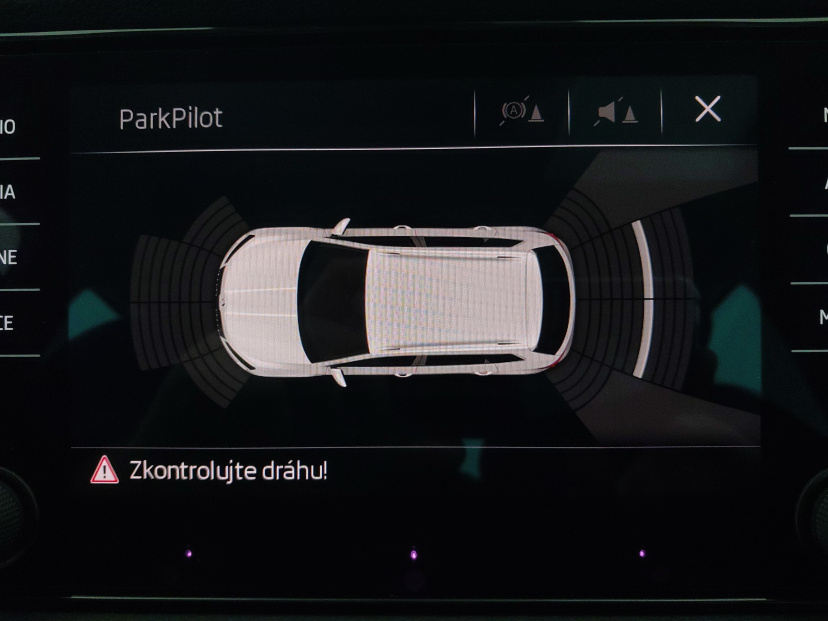 Škoda Karoq, 2017