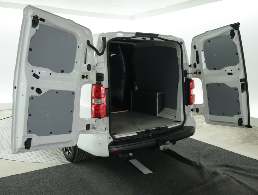 Opel Vivaro, 2022