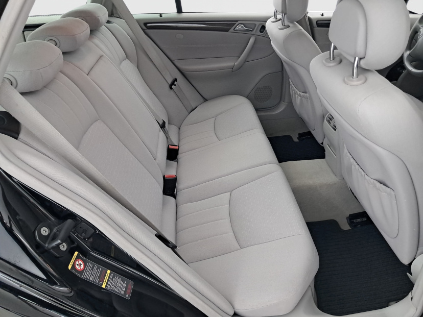 Mercedes-Benz C, 2005
