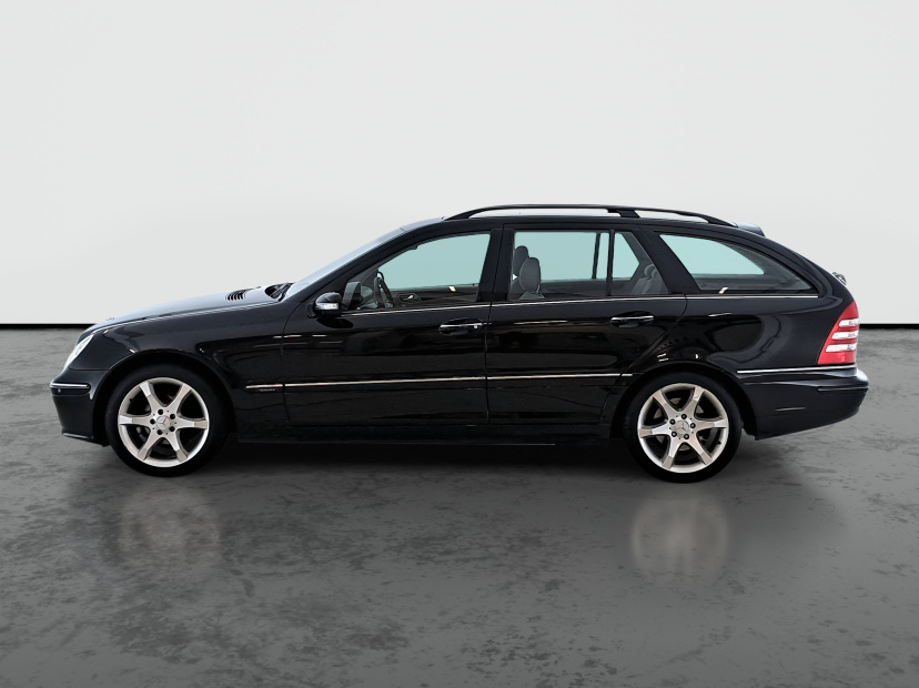 Mercedes-Benz C, 2005