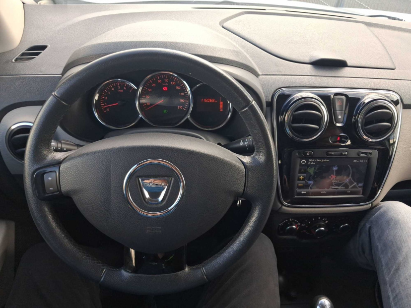Dacia Lodgy, 2013