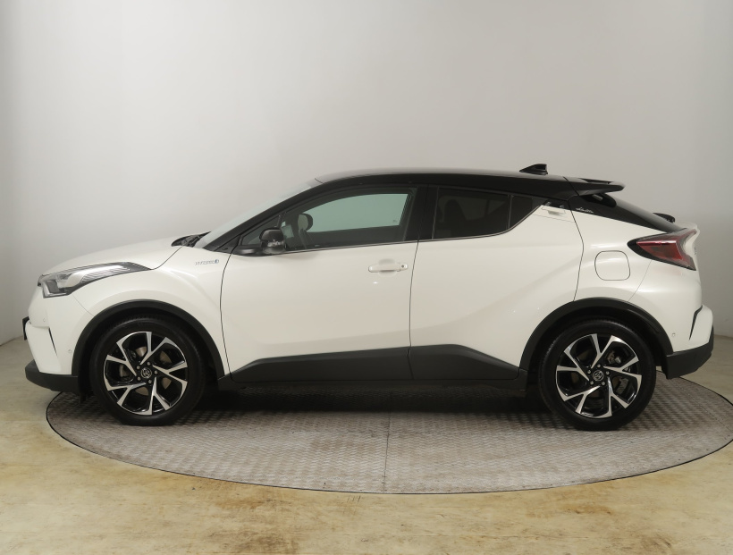 Toyota C-HR, 2019