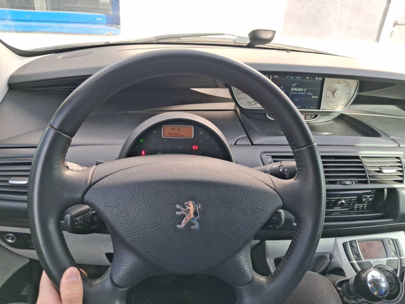 Peugeot 807, 2013