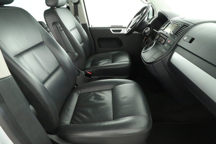 Volkswagen Multivan, 2013