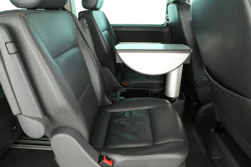 Volkswagen Multivan, 2013