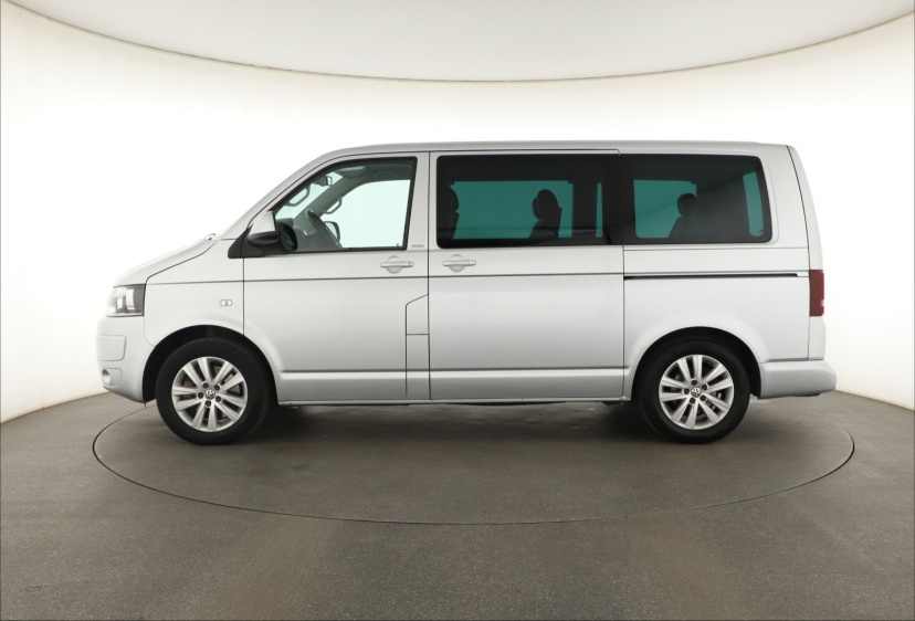 Volkswagen Multivan, 2013