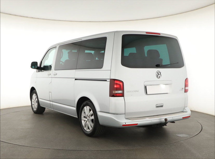 Volkswagen Multivan, 2013