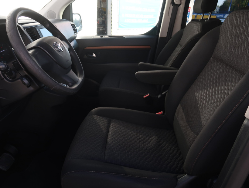 Toyota ProAce Verso, 2017