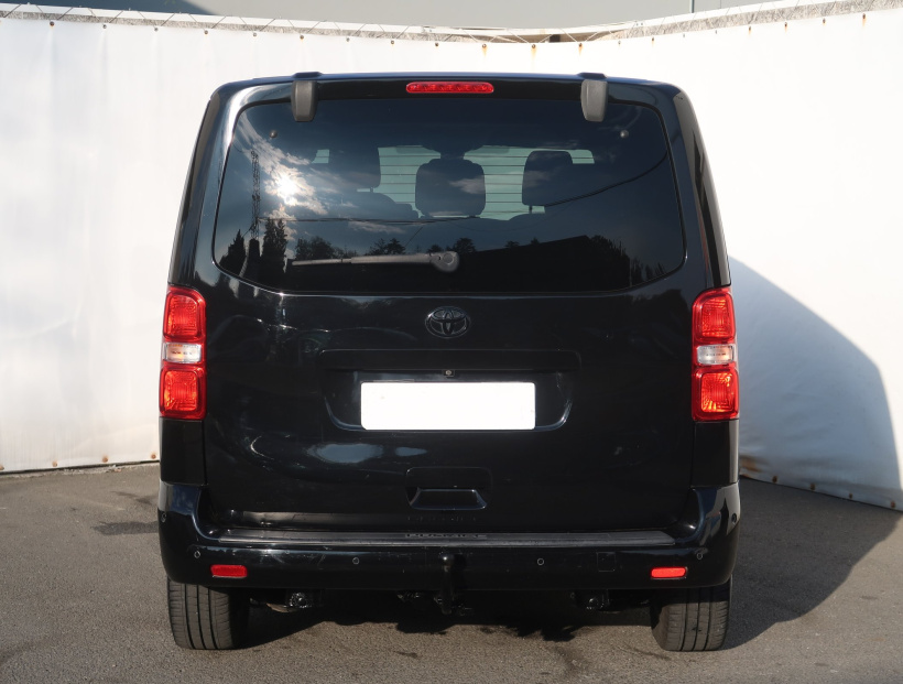 Toyota ProAce Verso, 2017