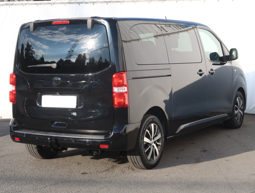 Toyota ProAce Verso, 2017