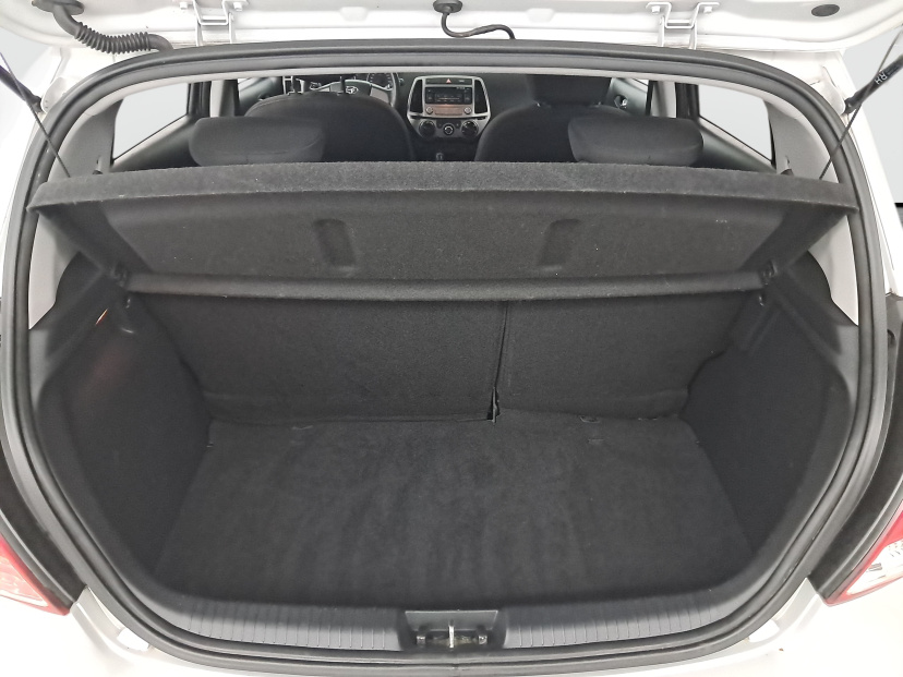 Hyundai i20, 2013