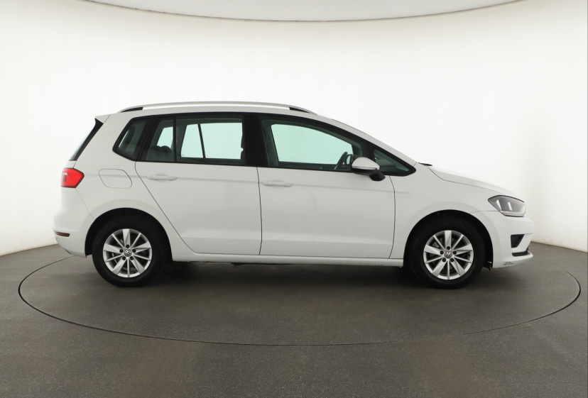 Volkswagen Golf Sportsvan, 2014