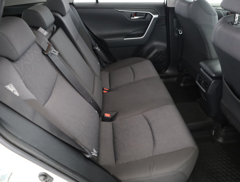 Toyota RAV 4, 2020