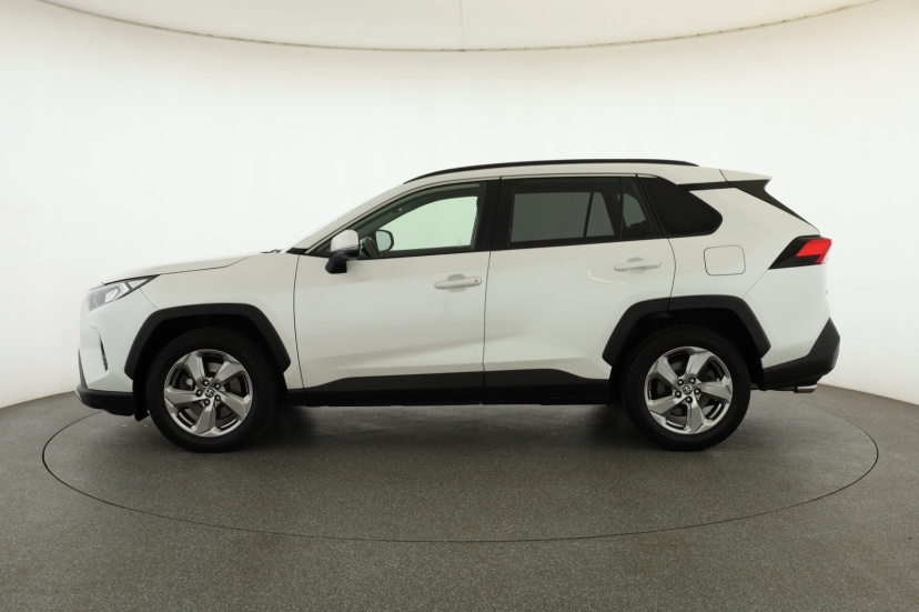 Toyota RAV 4, 2020
