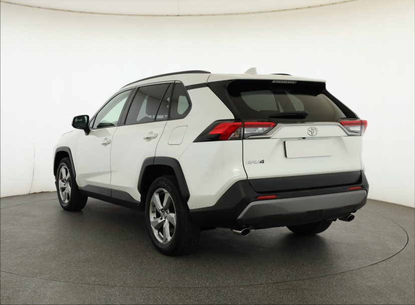 Toyota RAV 4, 2020