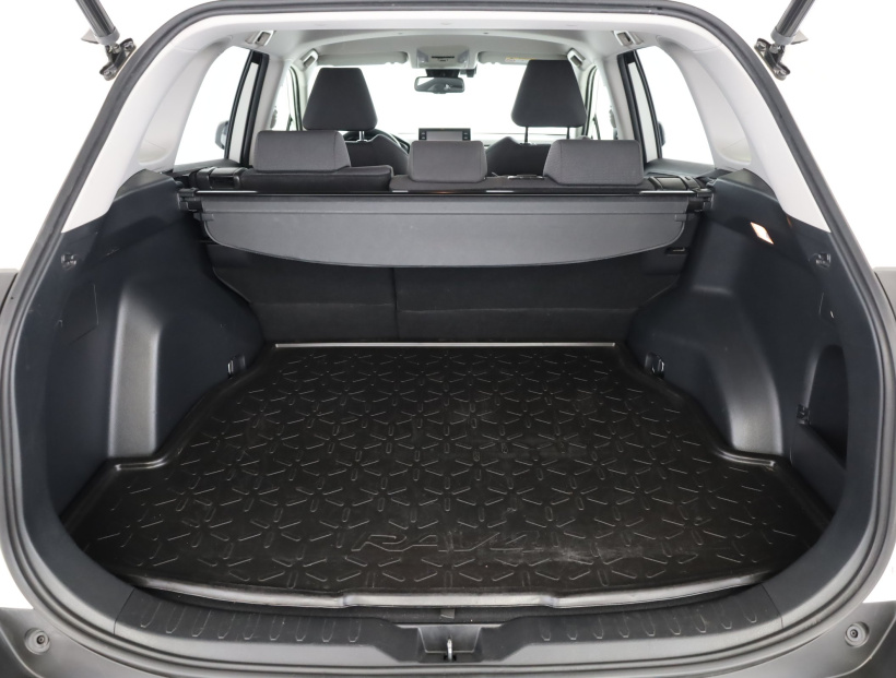 Toyota RAV 4, 2020