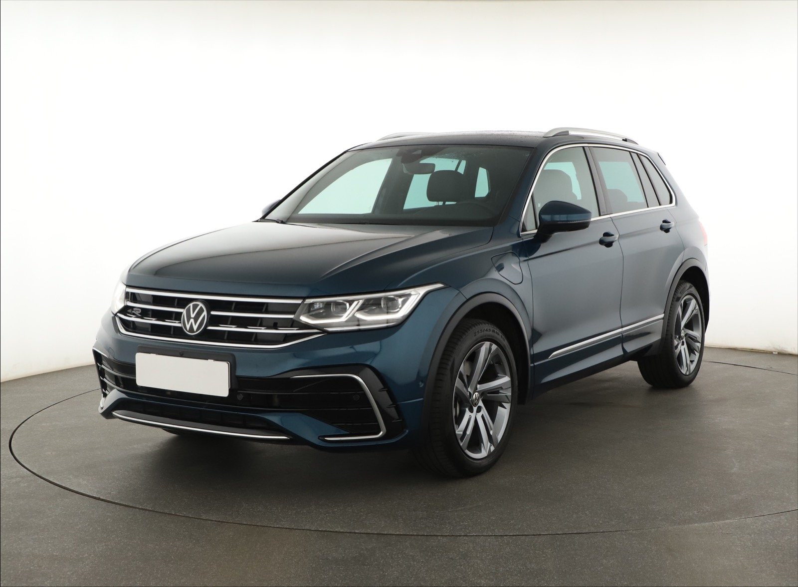 Volkswagen Tiguan - 2023