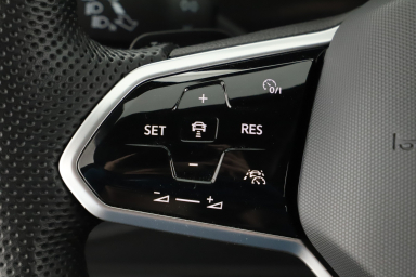Volkswagen Tiguan - 2023