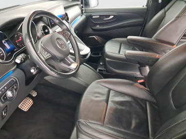 Mercedes-Benz V - 2021