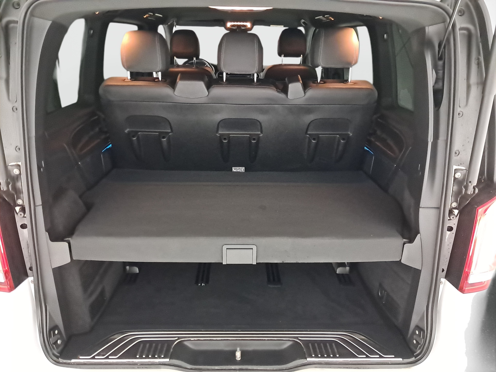 Mercedes-Benz V - 2021