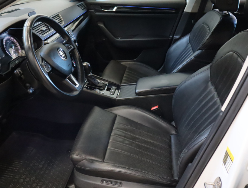 Škoda Superb, 2016
