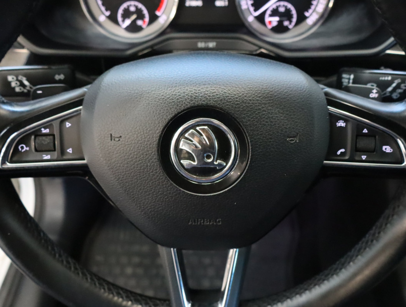 Škoda Superb, 2016