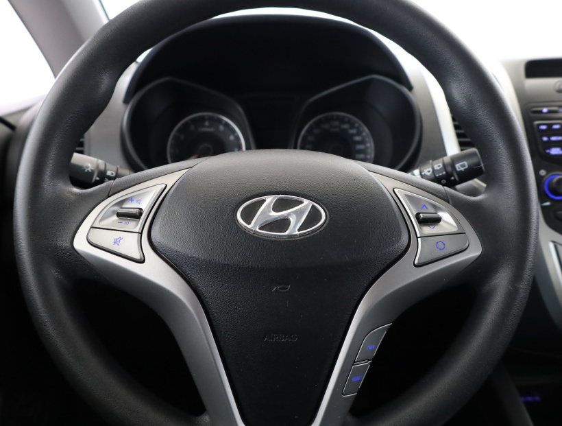 Hyundai ix20, 2011