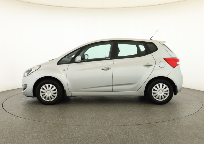Hyundai ix20, 2011
