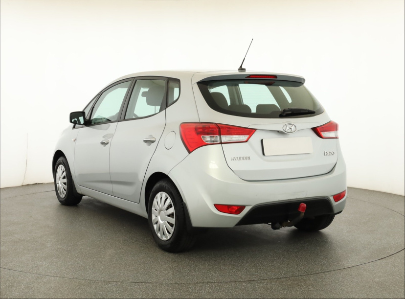 Hyundai ix20, 2011