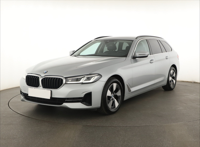 BMW 5, 2021