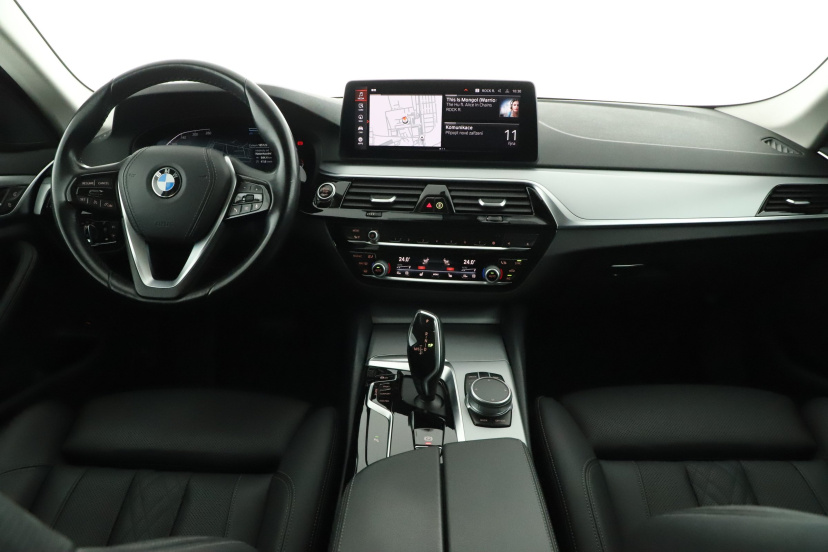 BMW 5, 2021