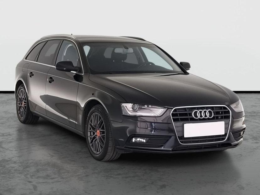 Audi A4, 2013