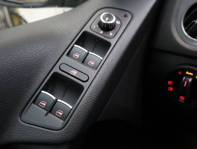 Volkswagen Tiguan, 2013