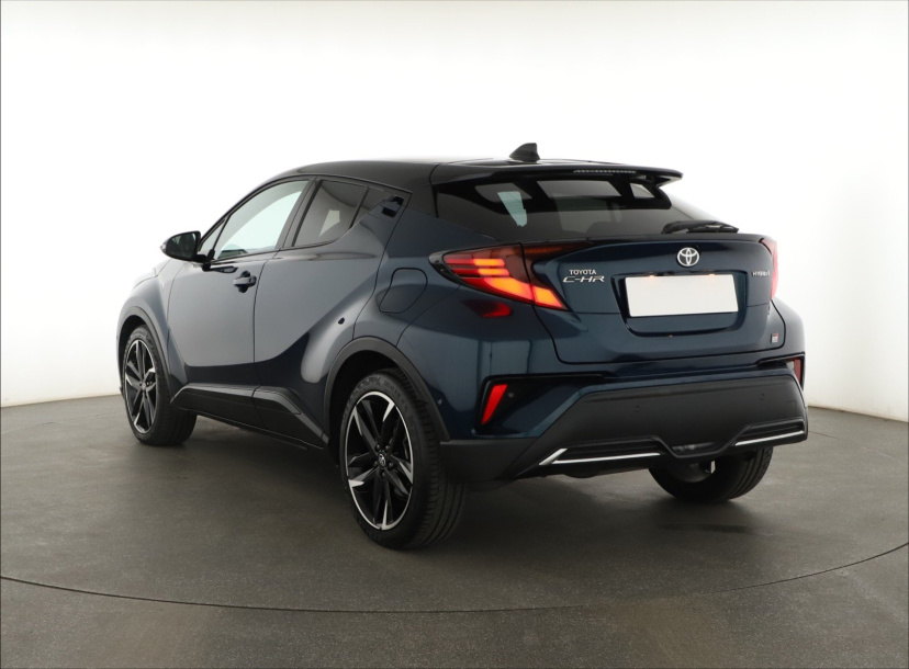 Toyota C-HR, 2023