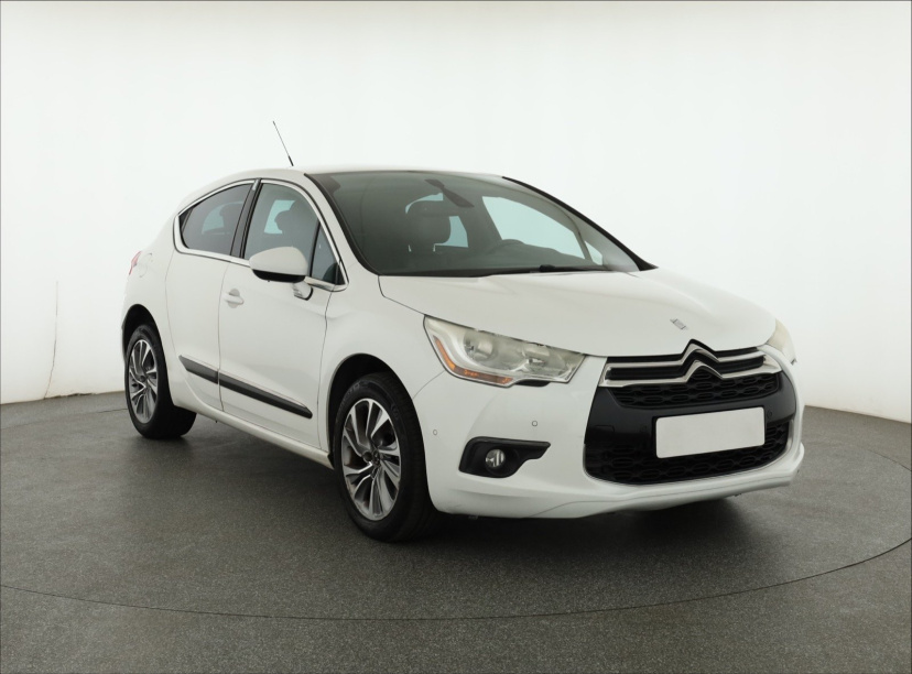 Citroen DS4, 2012