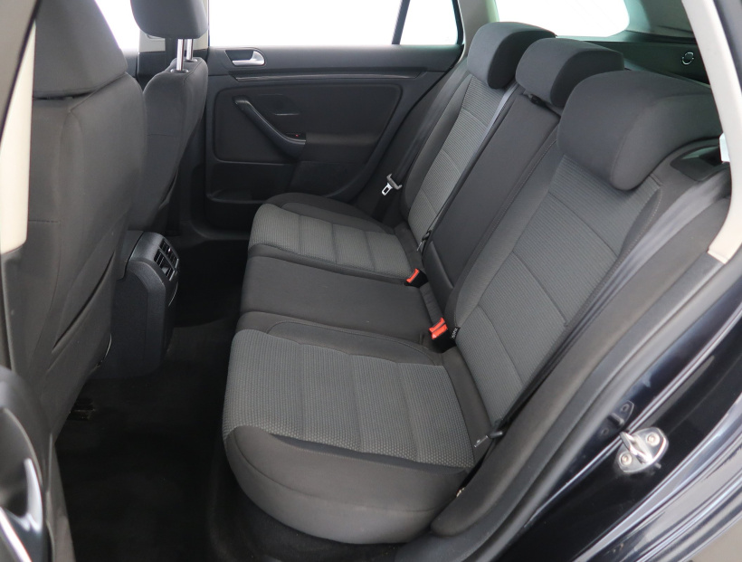 Volkswagen Golf, 2011