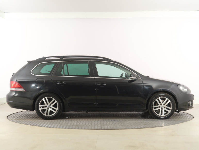 Volkswagen Golf, 2011