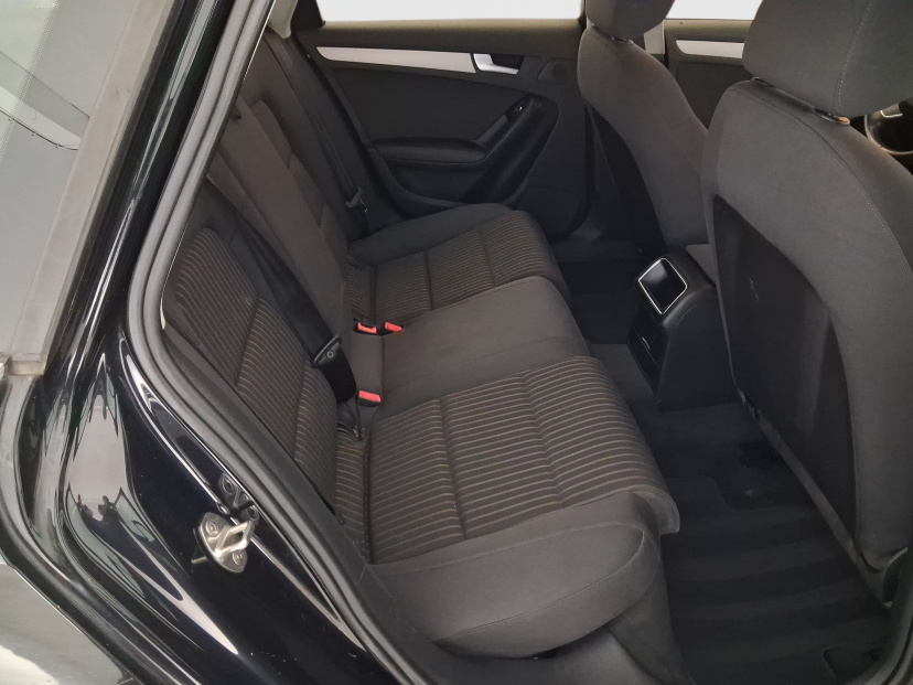 Audi A4, 2012