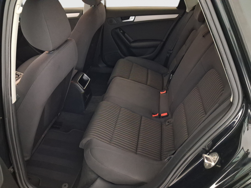 Audi A4, 2012