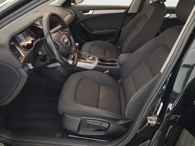 Audi A4, 2012